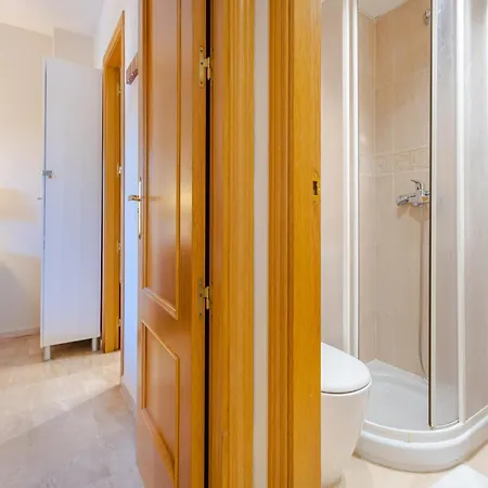شقة Seaview For 4 *
